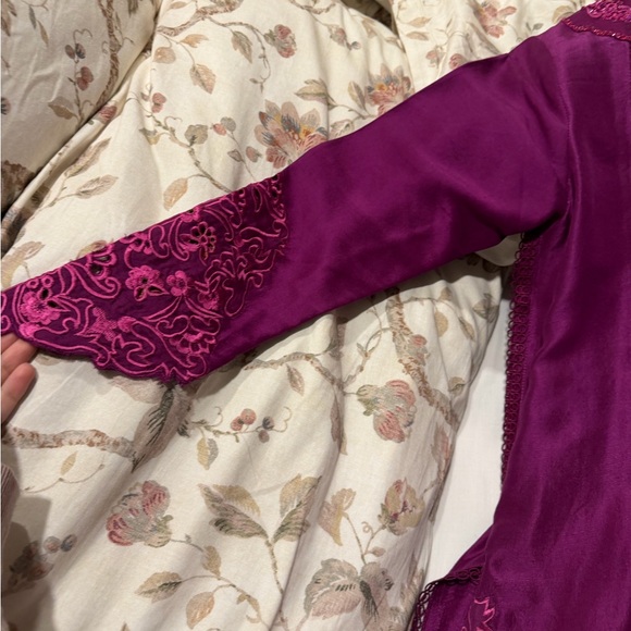 Farah Talib Aziz Rosetta Ruby Kalidaar 3 piece Size Medium - Picture 8 of 8